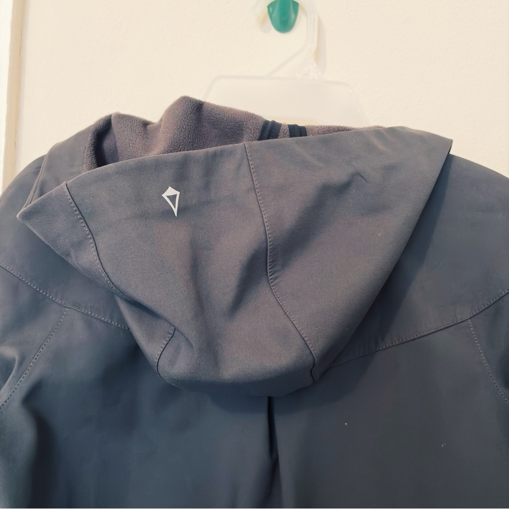 Lululemon Ivivva Take On The Elements Jacket - Picture 4 of 5